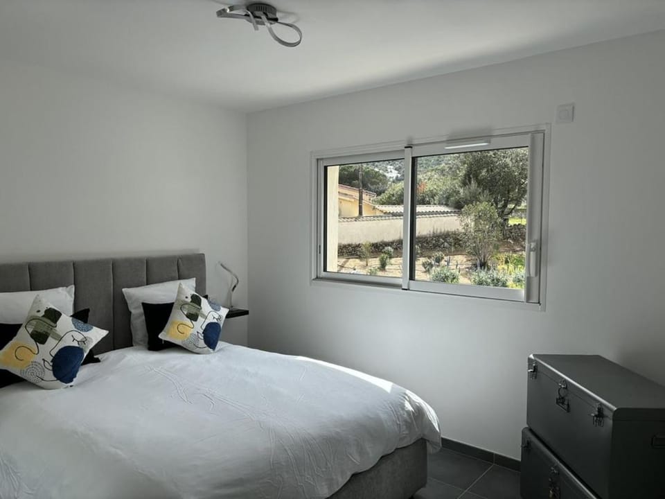 Appartement T2 vue mer et citadelle Apartment in Calvi