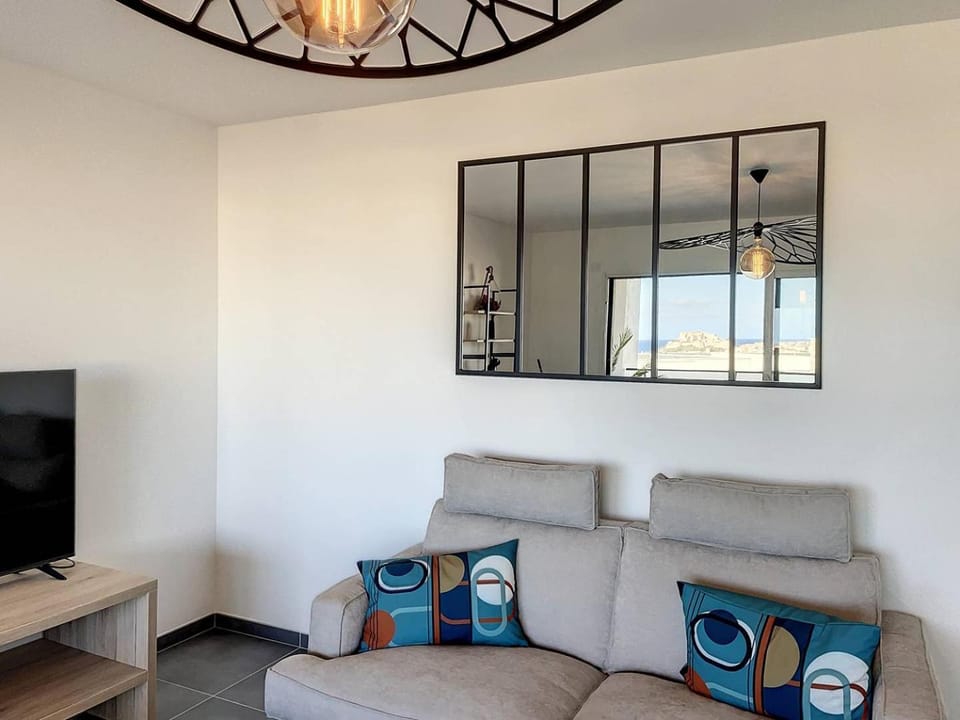 Appartement T2 vue mer et citadelle Apartment in Calvi