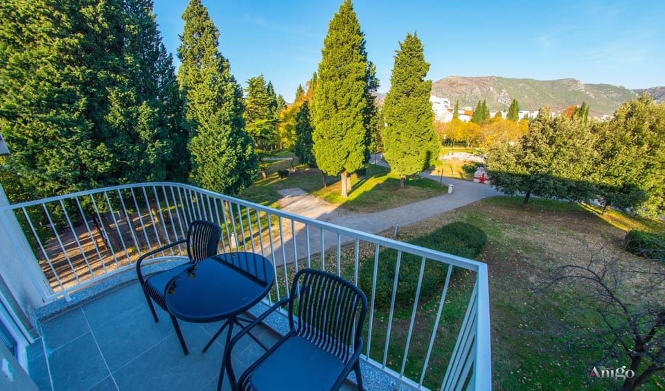 View (from property/room), Balcony/Terrace, Mountain view