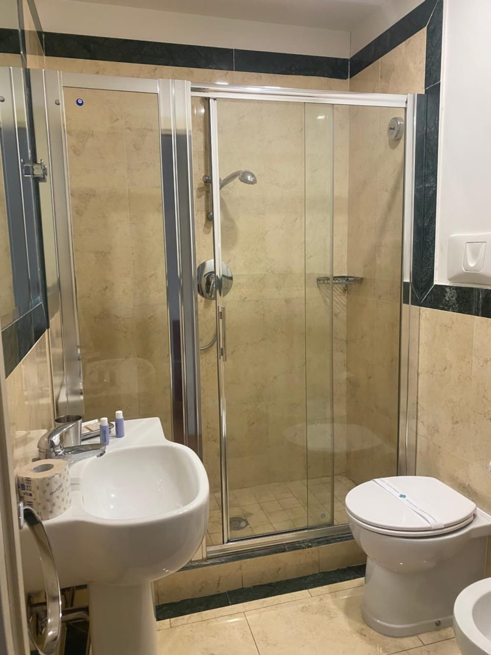 Residence gli Angioini srl Apartment hotel in Naples