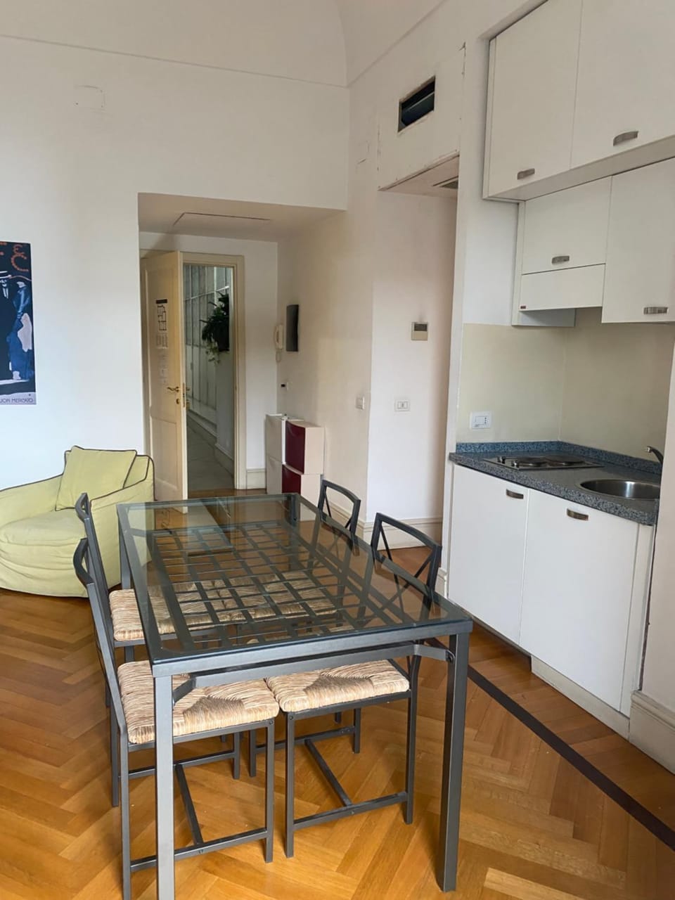 Residence gli Angioini srl Apartment hotel in Naples