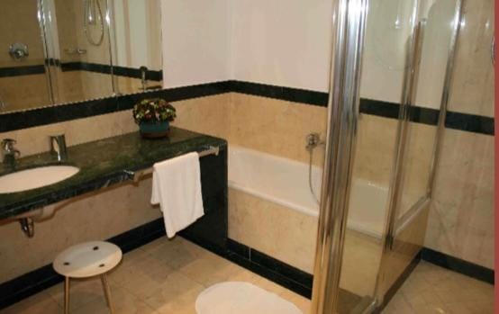 Shower, Bathroom, Bath