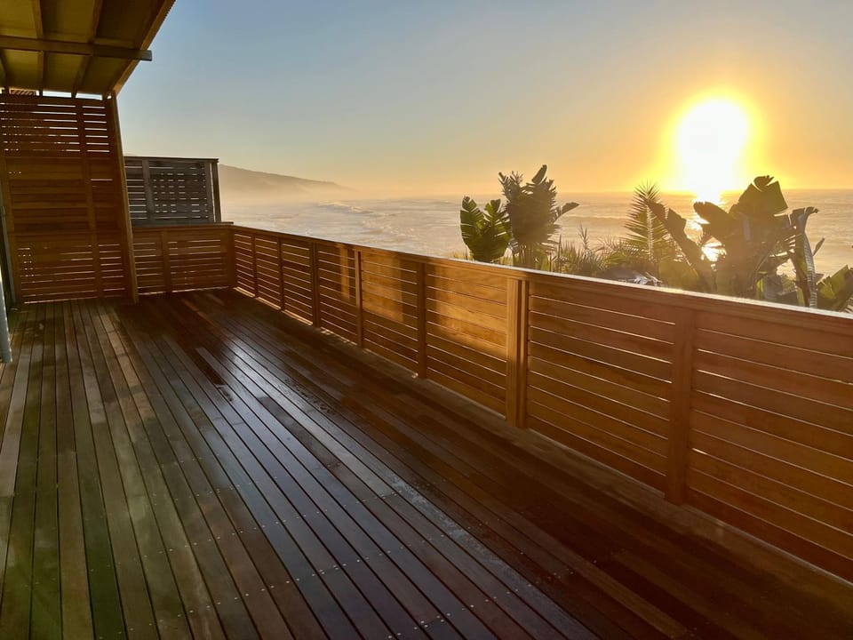 View (from property/room), Balcony/Terrace, Sea view, Sunrise