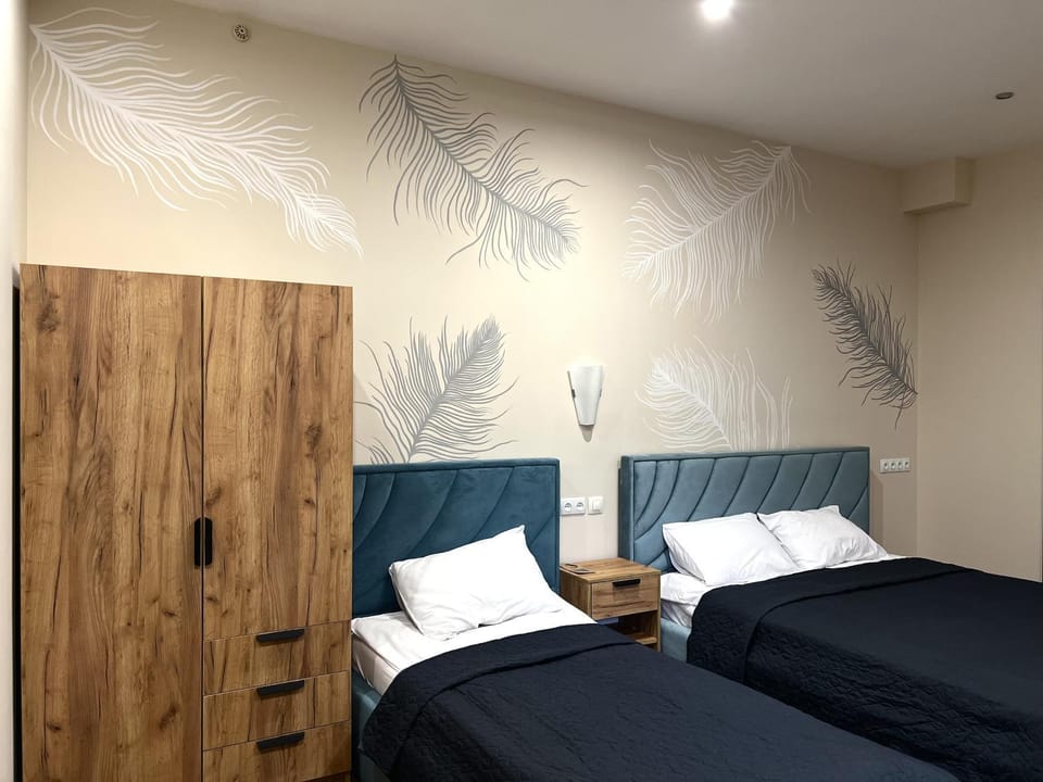 Bed, Photo of the whole room, Bedroom, wardrobe