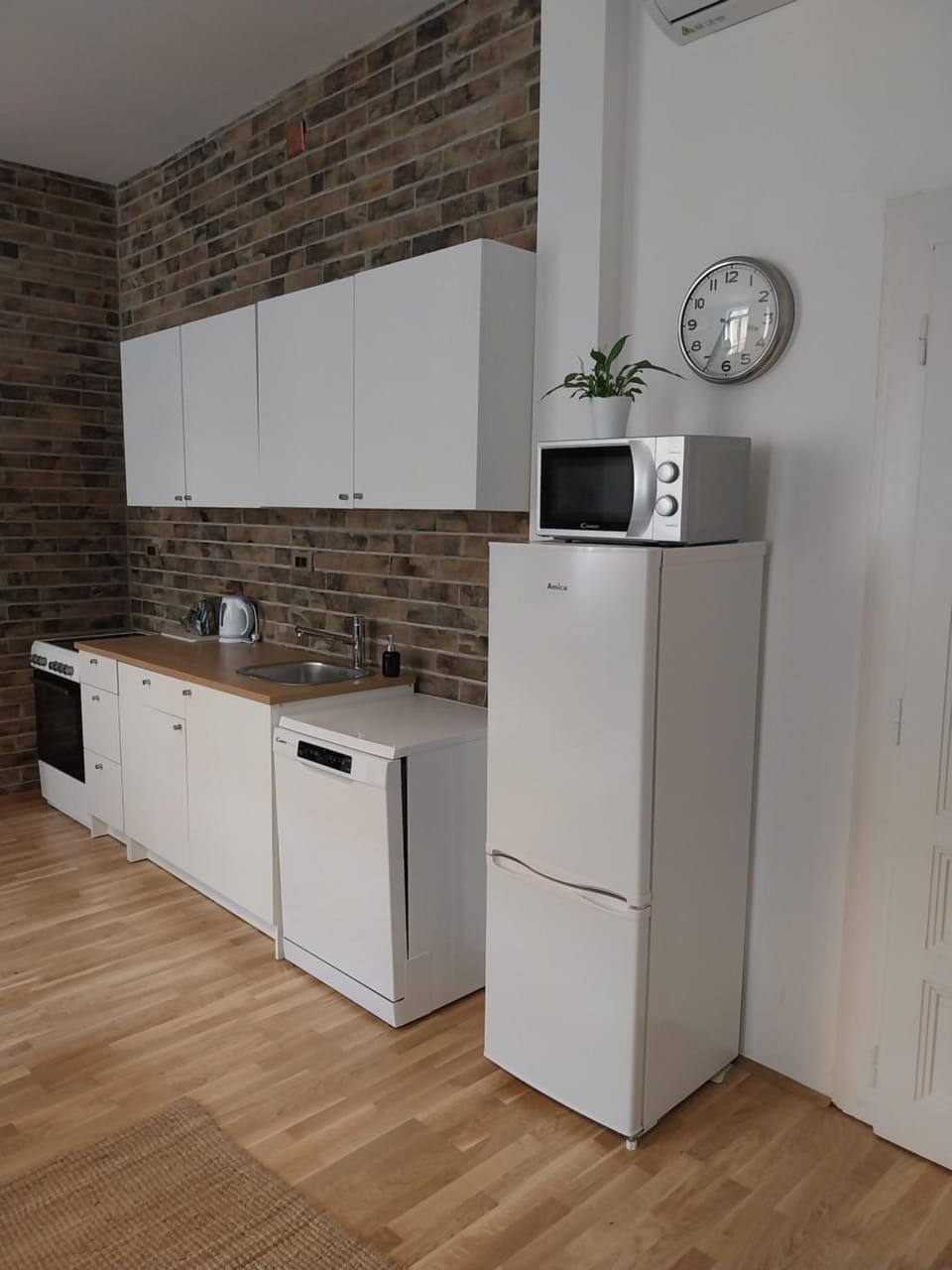 Kitchen or kitchenette, dishwasher, minibar, pet friendly, stove