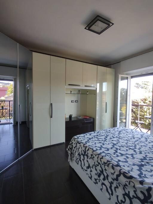 Bed, Photo of the whole room, Bedroom, wardrobe