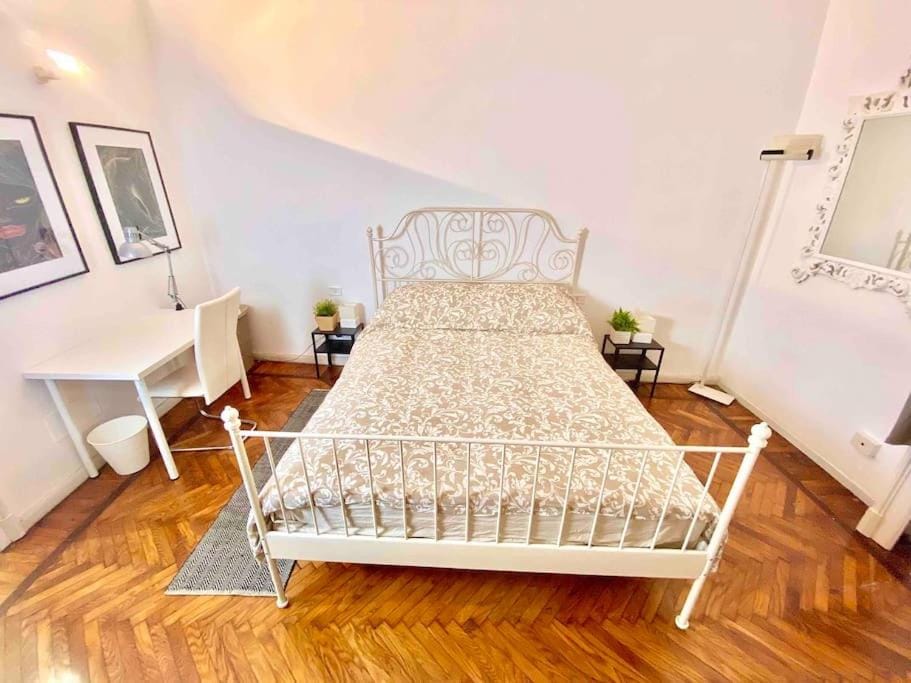 [9 Minuti dal Duomo] City life+Metro Apartment in Milan