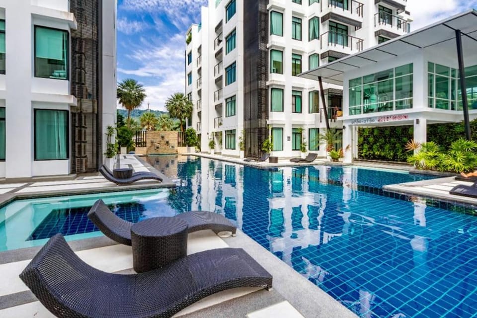 Luxury Two bedroom private swimming pool villa with complete supporting facilities, convenient for travel 800 meters to Kamala Beach H08 Villa in Kamala