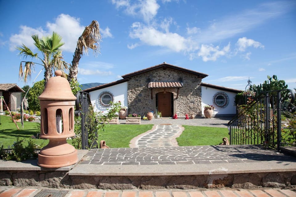 Property building, Garden, Garden view