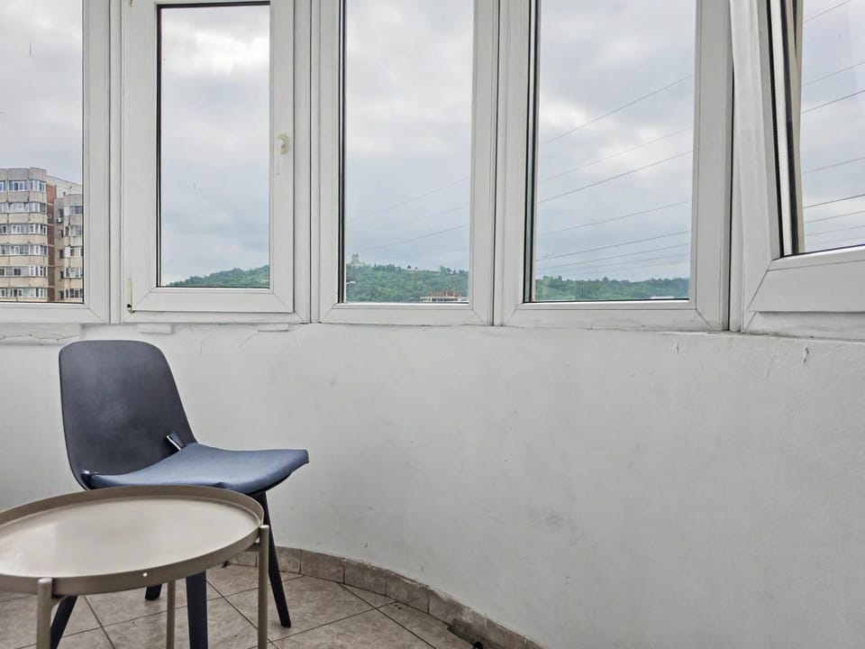 Natural landscape, Balcony/Terrace, Seating area