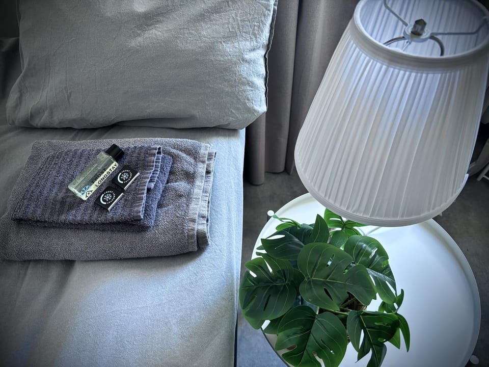 Frost Longstay Lakeside Apartment in Kiruna