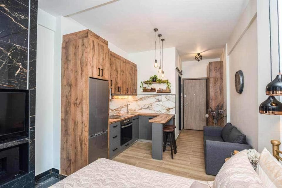 Condo next to metro st Athens! Apartment in Athens