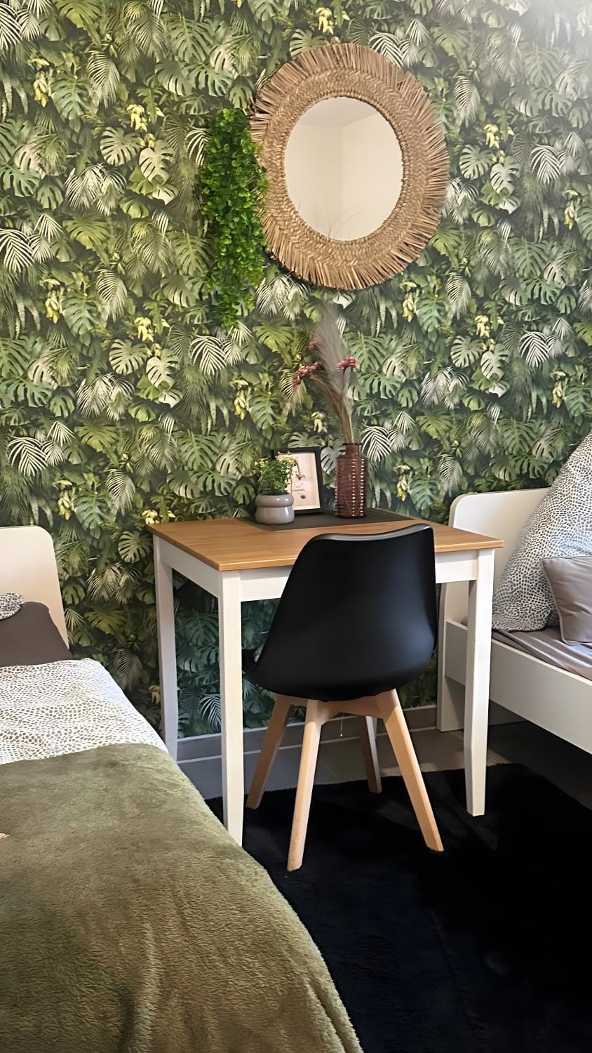 Living room, Bedroom