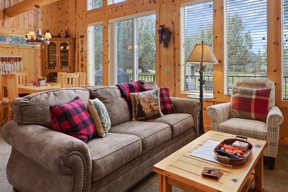 Deer Park Cabin home Cabin in Oregon