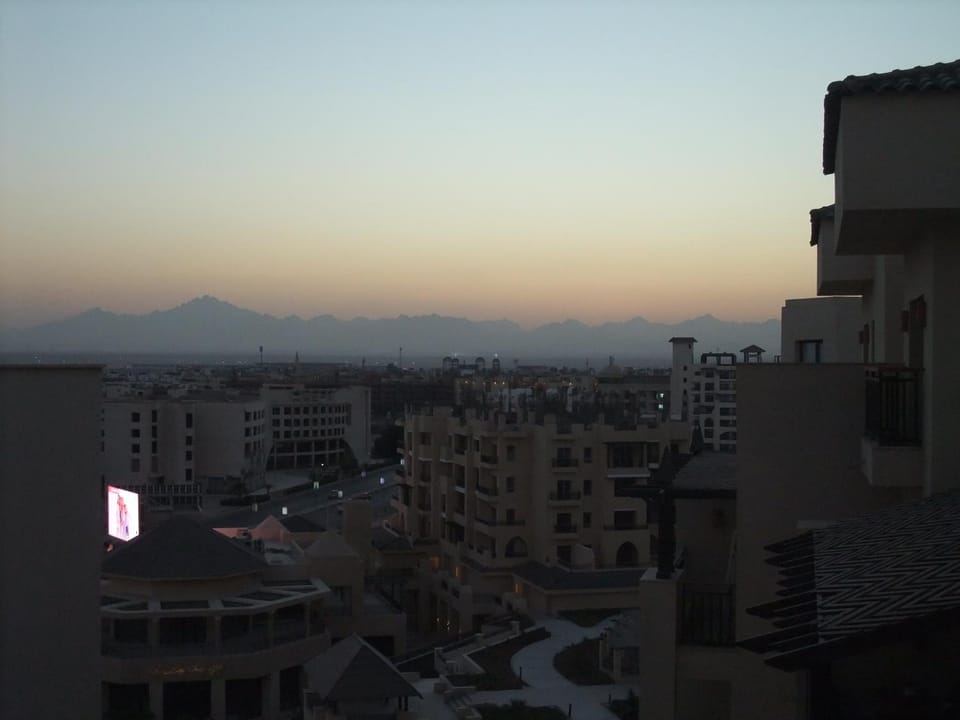 Natural landscape, City view