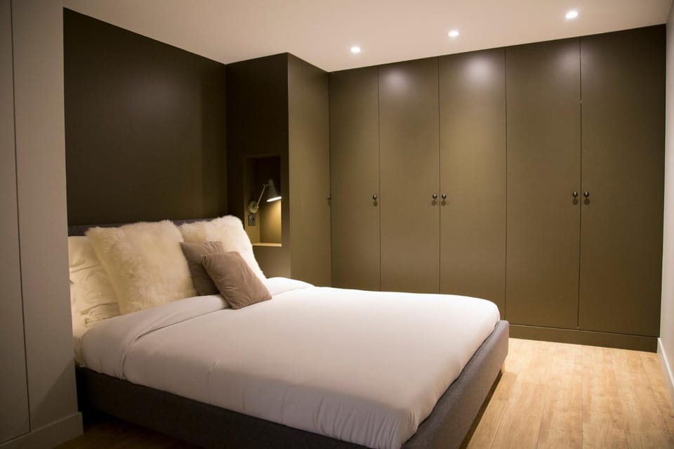 Bed, Bedroom, wardrobe
