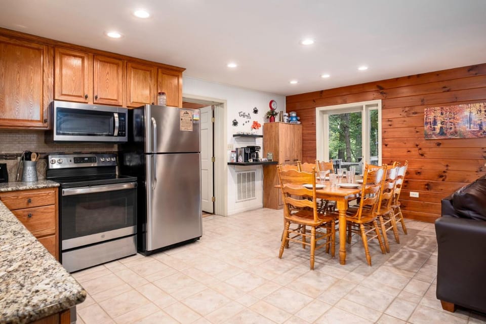 Adventure Lodge Villa in Gatlinburg