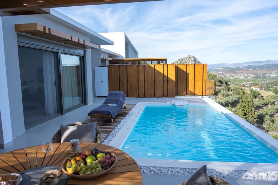 AZIZA luxury suite Villa in Peloponnese Region