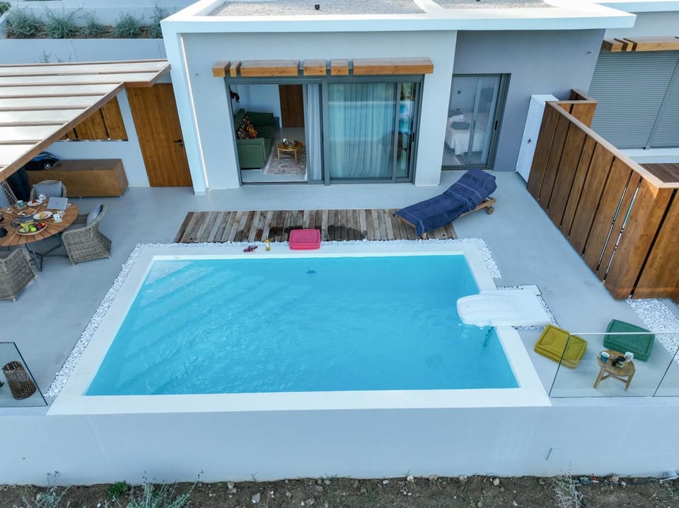AZIZA luxury suite Villa in Peloponnese Region