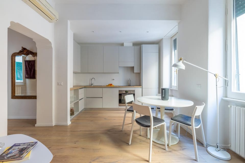 Kitchen or kitchenette, Dining area, pet friendly, stove