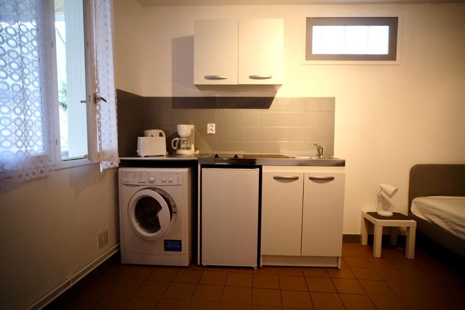 stove, washing machine, dryer