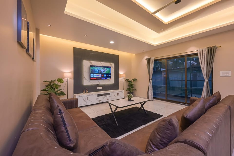 TV and multimedia, Living room, Seating area
