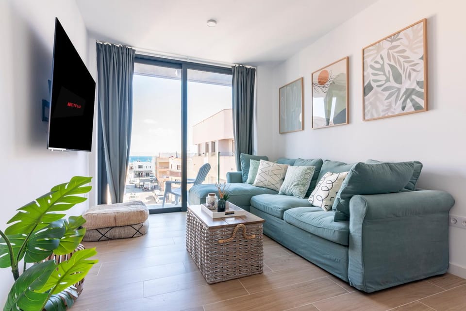 Communal lounge/ TV room, TV and multimedia, Lounge or bar
