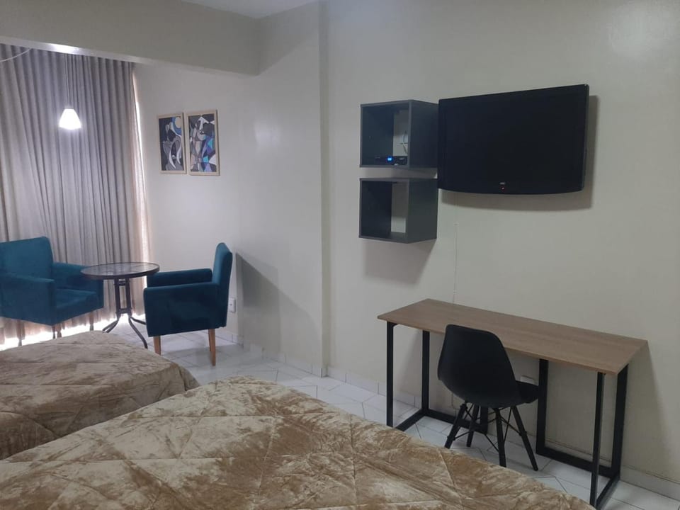 TV and multimedia, Photo of the whole room, hair dresser
