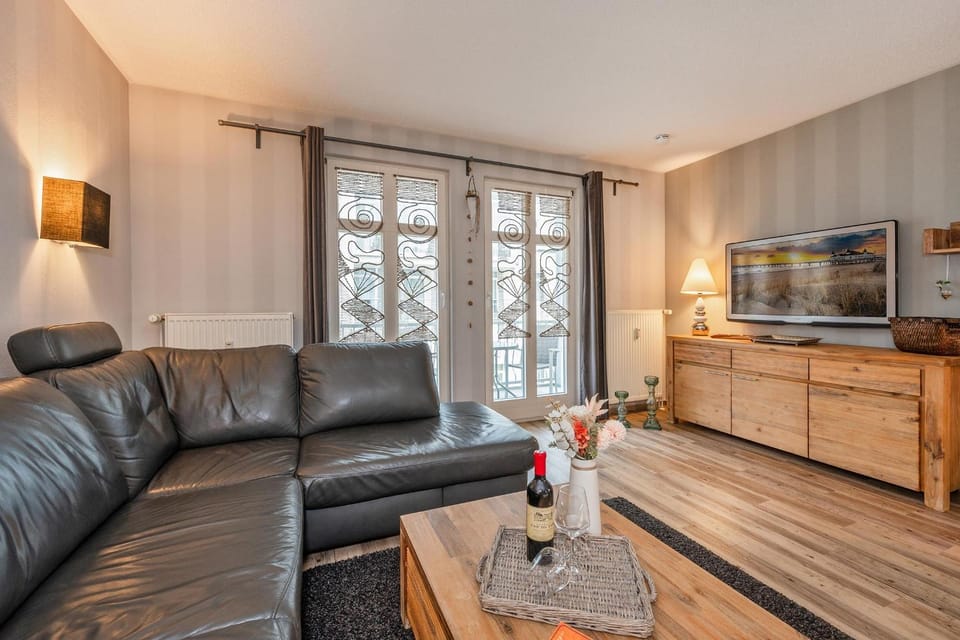 Haus Miramar 10 Apartment in Heringsdorf