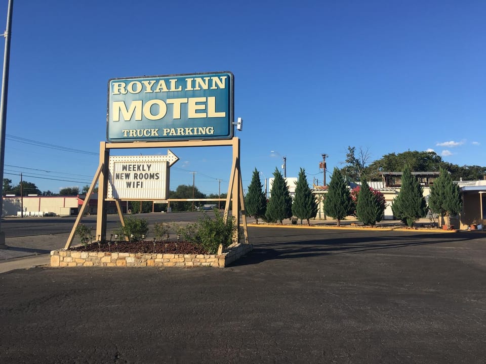 Royal Inn Motel in Brownwood
