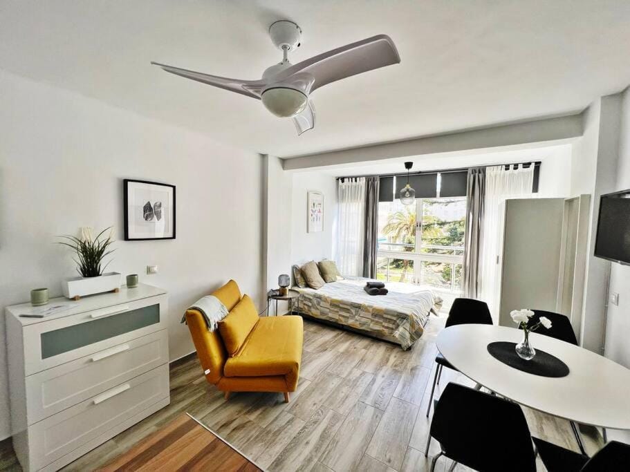 Céntrico y nuevo estudio fuengirola Apartment in Fuengirola