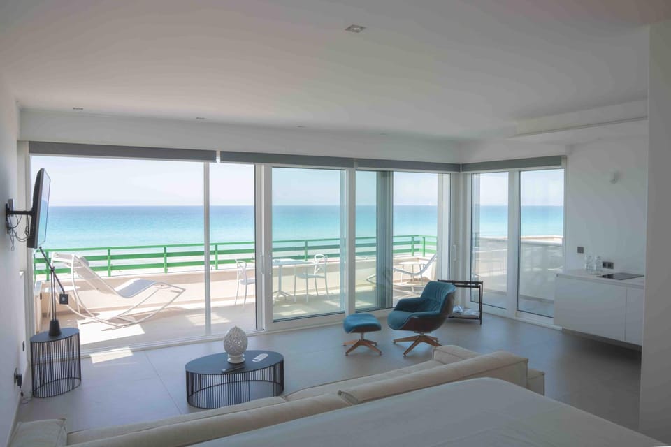 Villa Dune Luxury Roof Top Pool Wellness Bed and Breakfast in Baia Verde