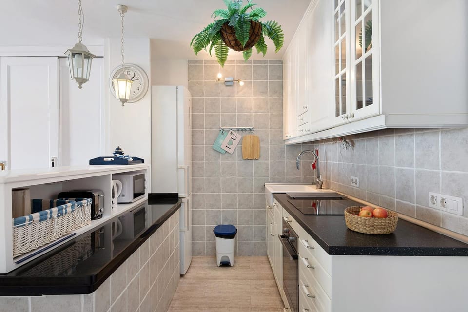 Kitchen or kitchenette, Living room