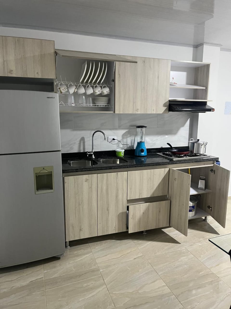 Kitchen or kitchenette