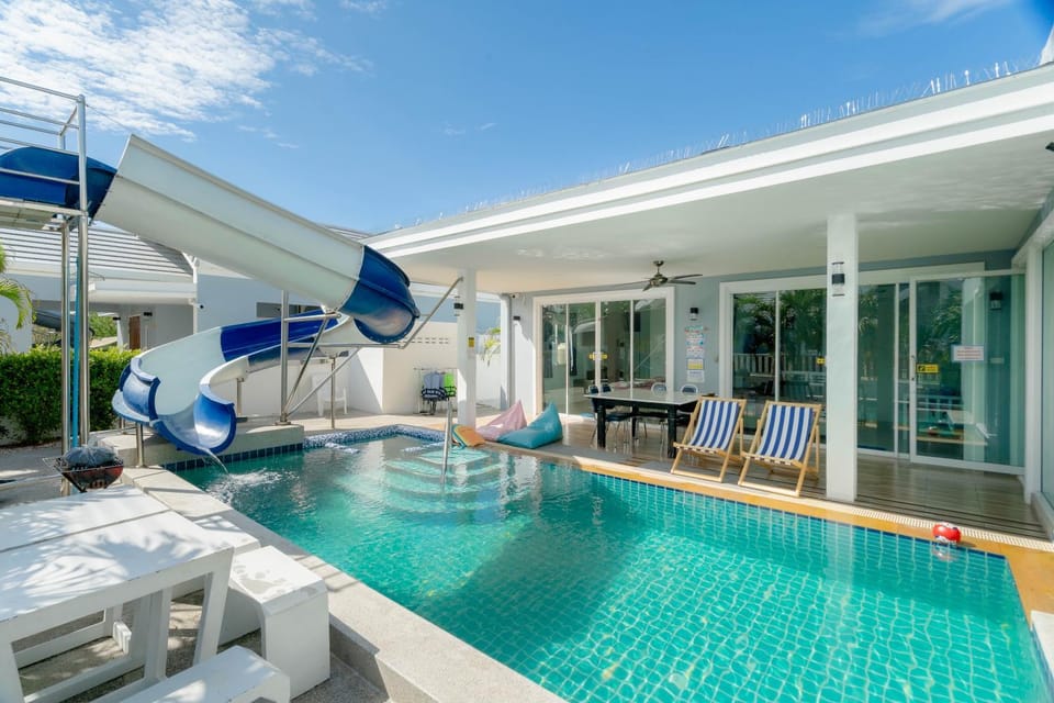 พลอยพูลวิลล่า ชะอำ 1 Ploy Poolvilla Cha-am 1 Apartment in Thailand