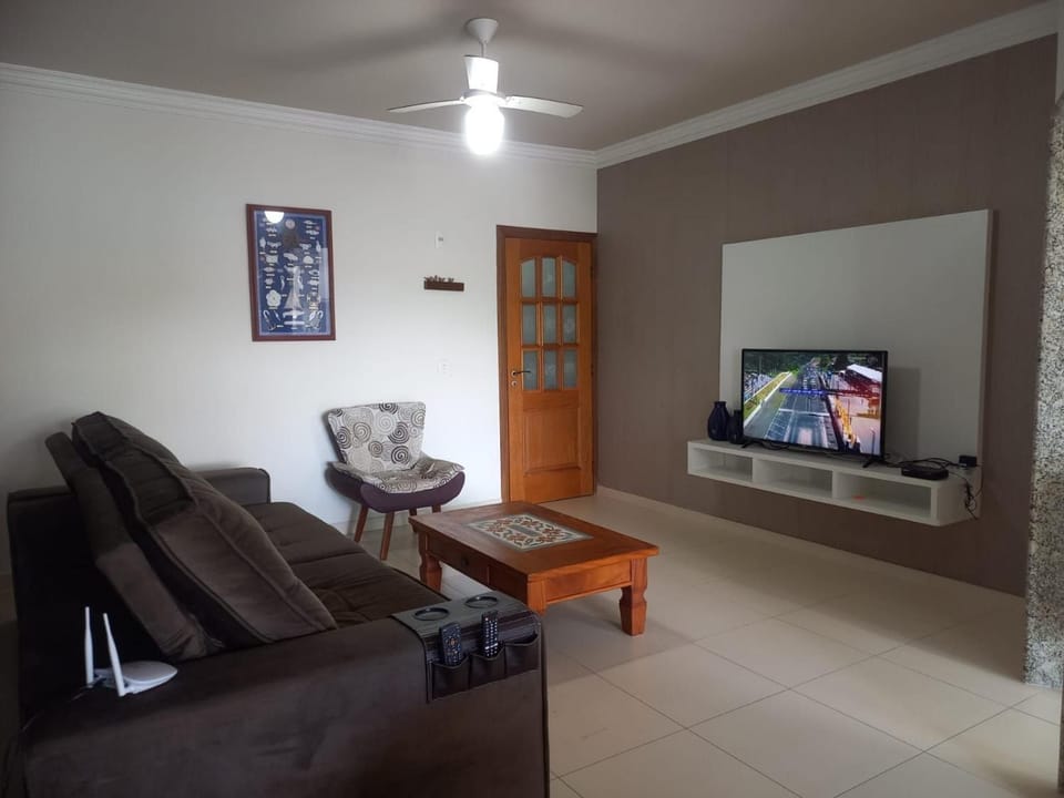 Communal lounge/ TV room, TV and multimedia, Living room, Seating area