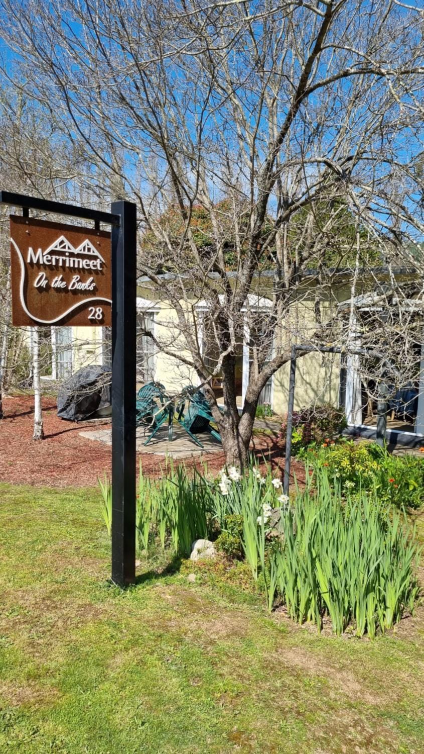Facade/entrance, Property logo or sign