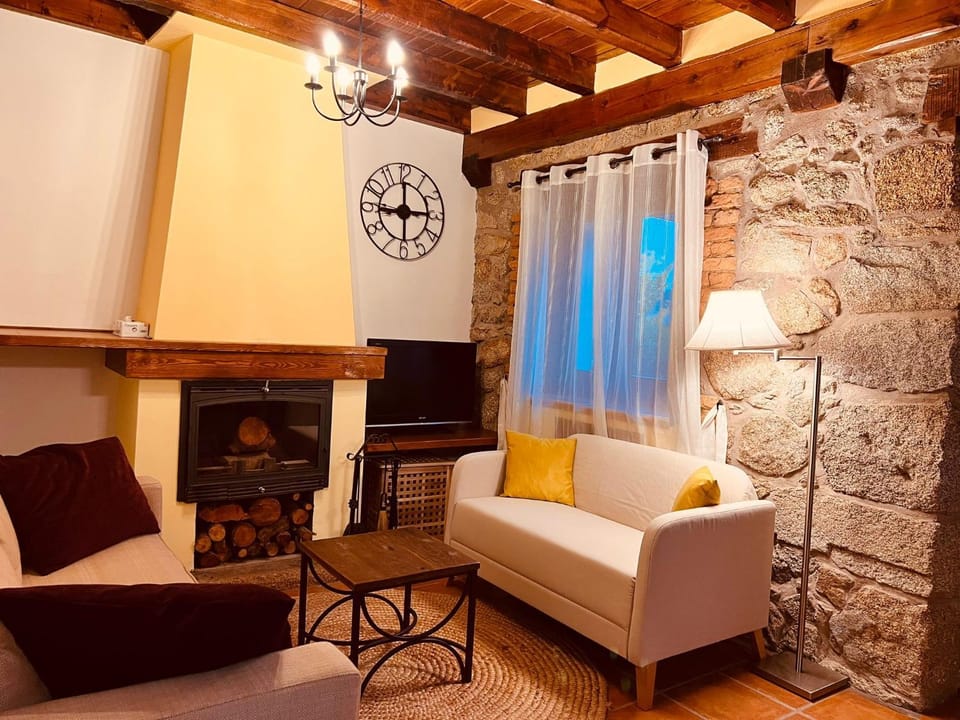 TV and multimedia, Living room, heating, pet friendly, air conditioner