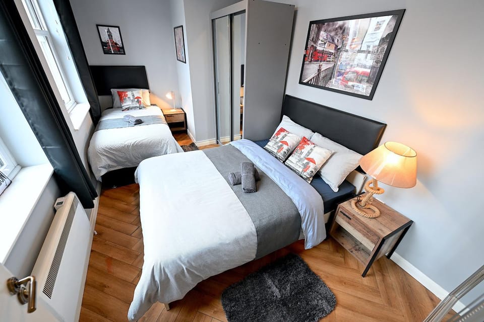 Bed, Bedroom, wardrobe