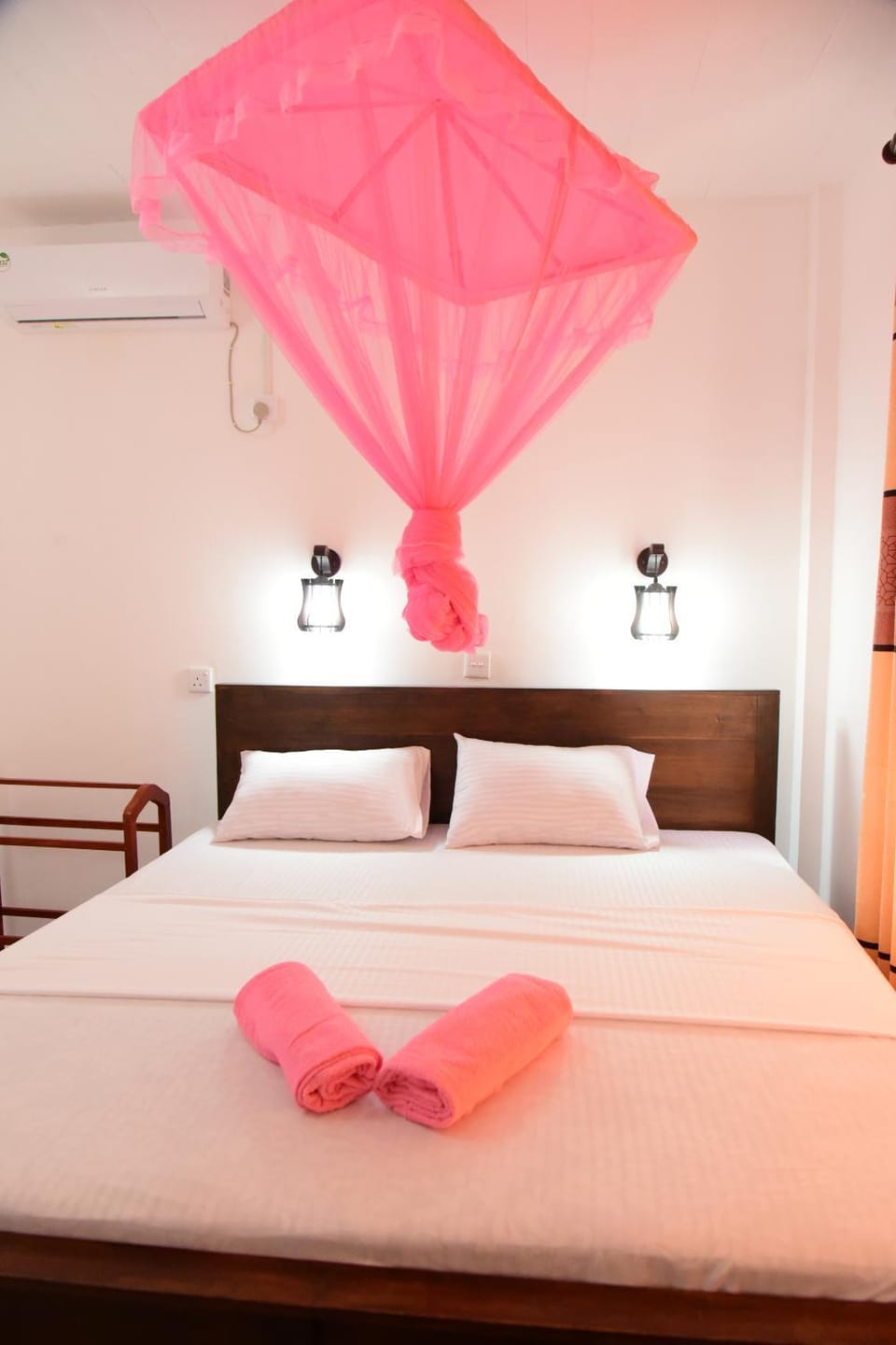 Guesthouse Kind and Love Bed and Breakfast in Hikkaduwa