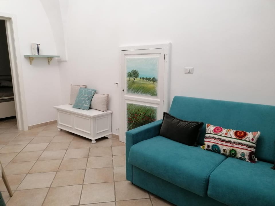 ELISEA HOUSE MARIO PAGANO Apartment in Province of Taranto