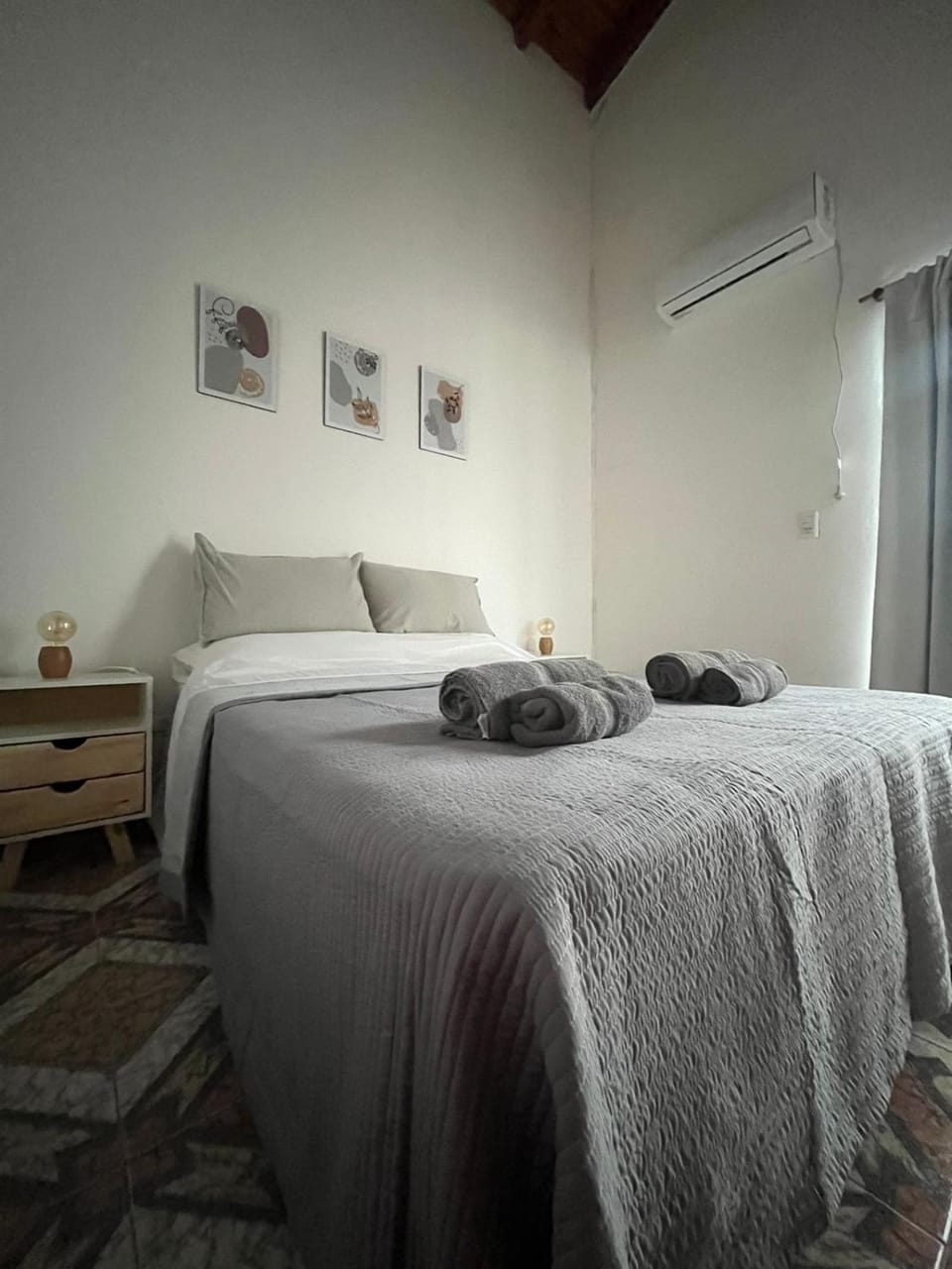 Bed, Photo of the whole room, Bedroom, towels, air conditioner