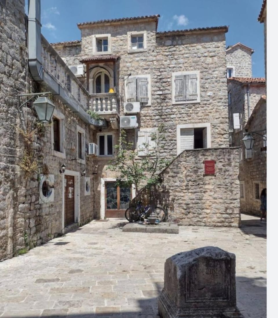 Budva OLD TOWN 4 apartment Apartment in Budva