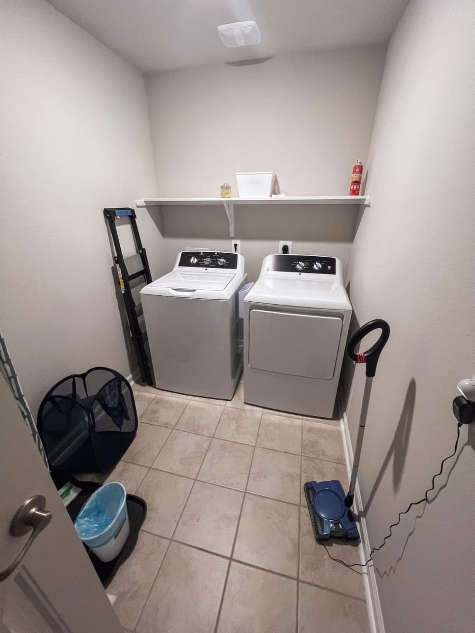 Spacious 2 Kings Fast WiFiNear Plants House in Lake Charles