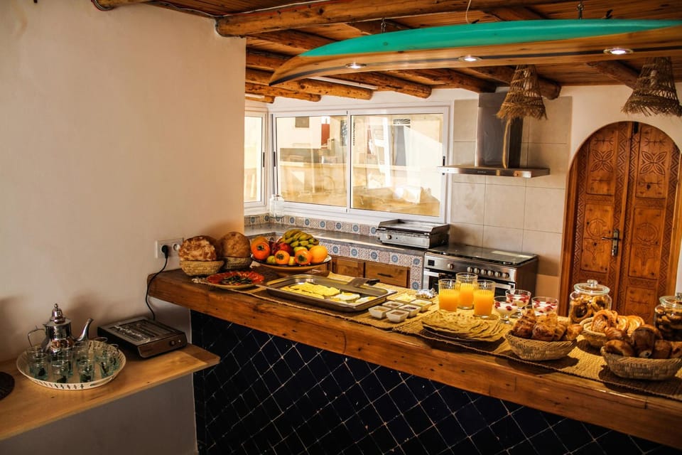 Restaurant/places to eat, Food and drinks, Food, Breakfast, Continental breakfast, Buffet breakfast