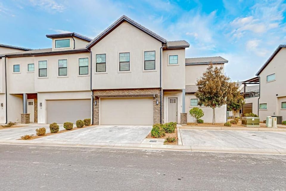 Santa Clara Starlight-Ocotillo 9 House in Santa Clara