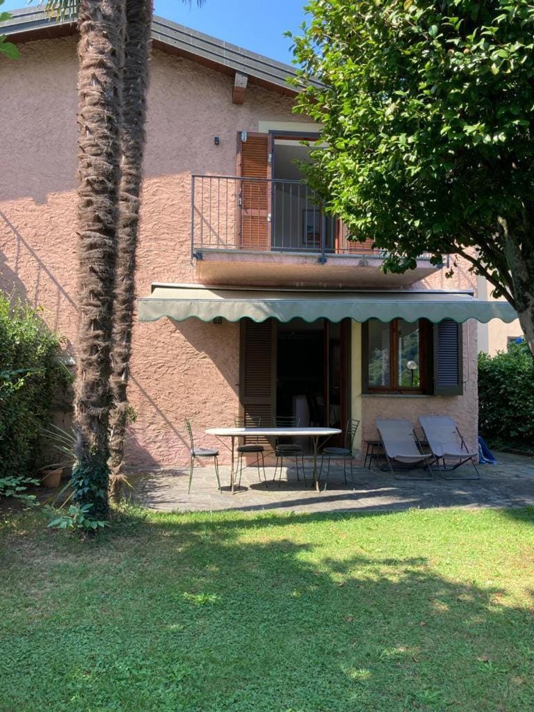 Property building, Patio, Garden