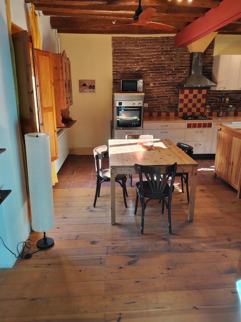 Dining area, minibar, pet friendly, stove