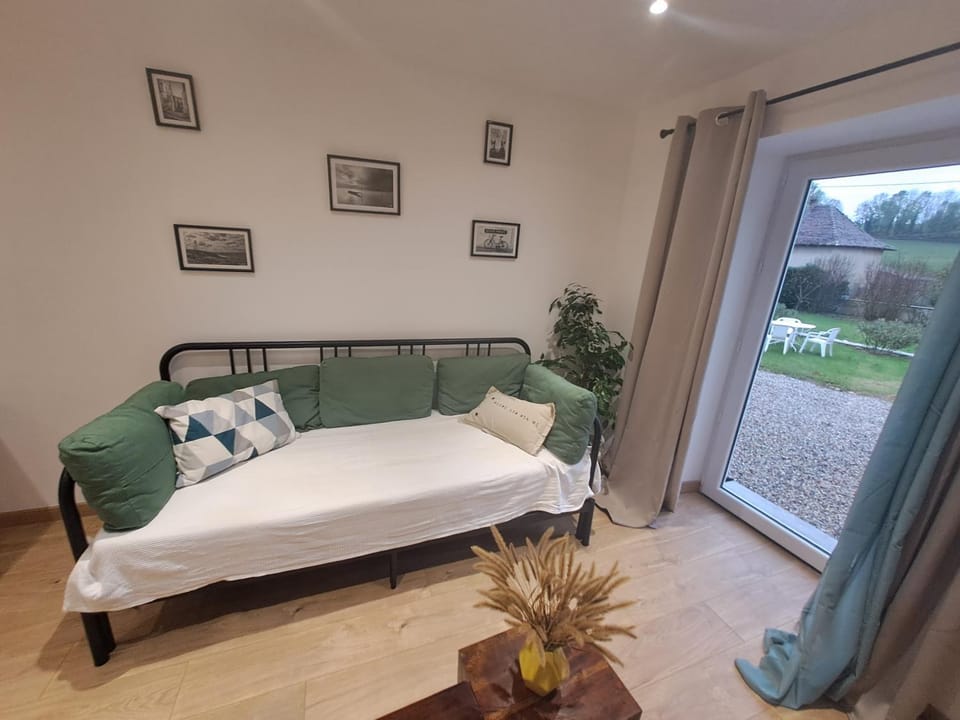 La Charmille Apartment in Auvergne-Rhône-Alpes