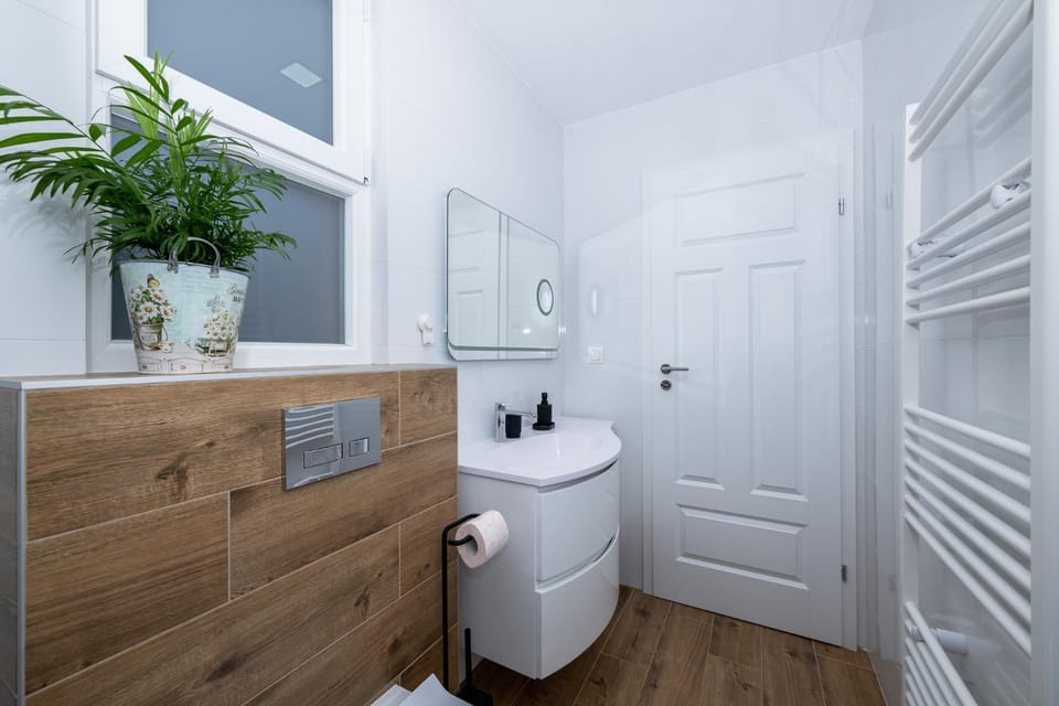 Shower, Bathroom, towels